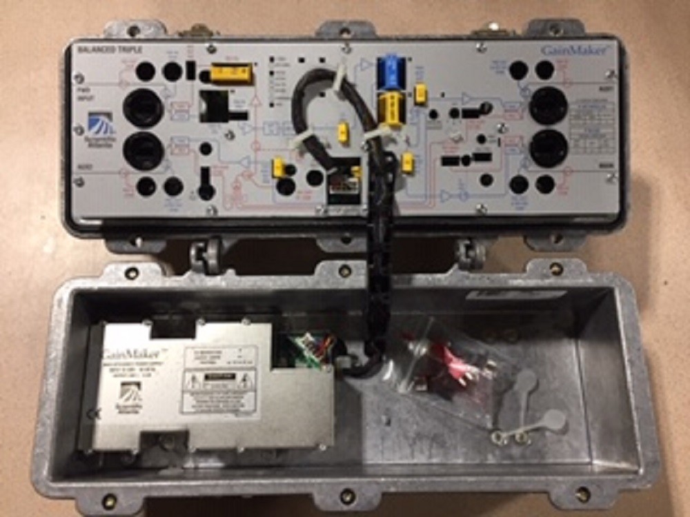 SA Cisco Gainmaker High Gain Balanced Triple Amplifier 1152G41033214000