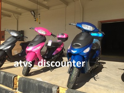 Brand New 49cc scooter moped Free trunk Free Shipping! 50 cc street legal !