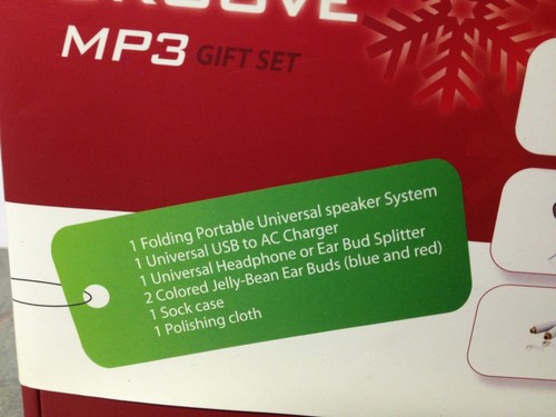 TRAVEL GROOVE MP3 ACCESSORY GIFT SET- NIB- Excellent Gift Idea!