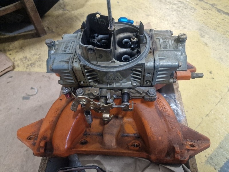 Complete 440 Magnum Mopar Holley 4 Barrels + Allu Intake + Gas Pressure Control