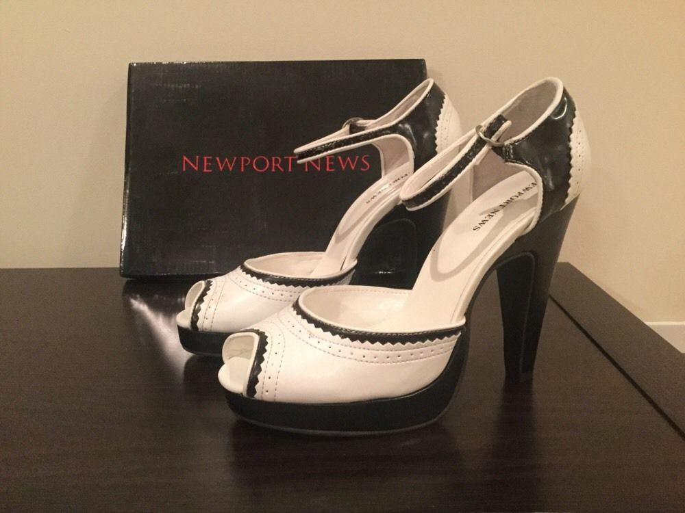Tacones para mujer Newport News
