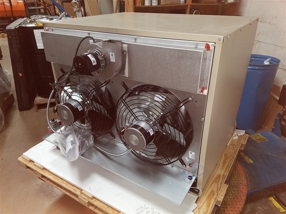 New ADP SEP-300A-5 300,000 BTU Heater w/ minor freight damage