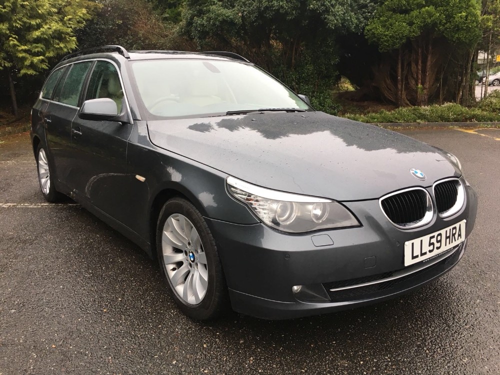 bmw-5-series-520d-se-business-edition-touring-grey-2009-in-plymouth