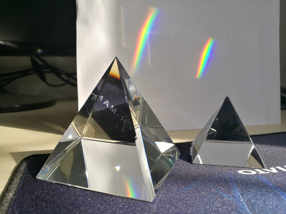 K-POP・アジア 3D GLASS A Giant Wave Is Breaking in the Heart of Seoul's K-Pop