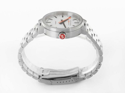 Pre-owned Mondaine Classic Original Automatic Watch, White, 41 Mm, Mst.4161b.sj