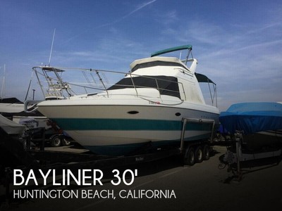 1993 Bayliner 3058 Ciera Command Bridge Used