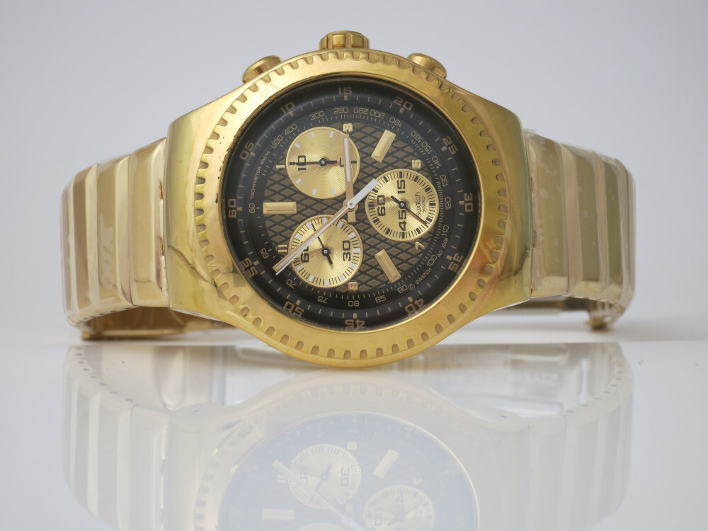 Swatch 007 コラボ時計Goldfinger