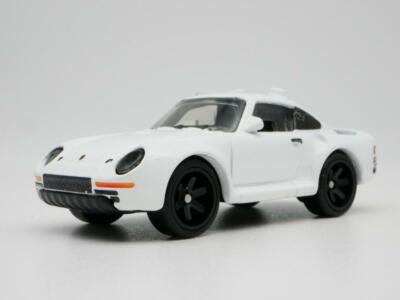 1986 PORSCHE 959 WHITE 1:64 SCALE COLLECTOR MODEL DIECAST