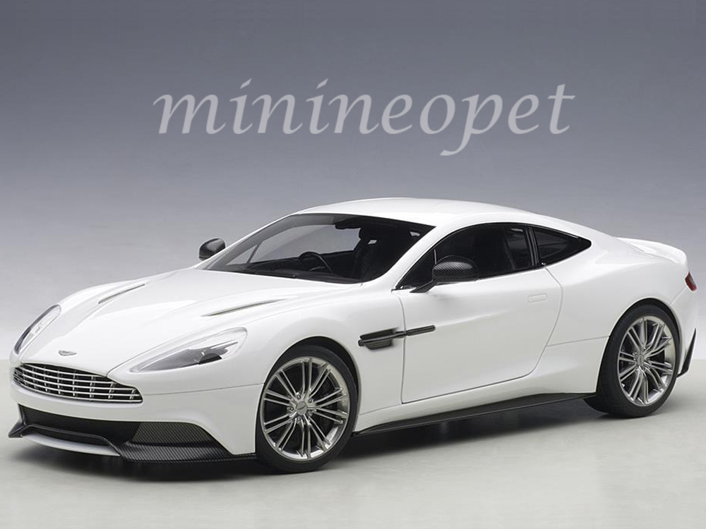 AUTOart 70250 ASTON MARTIN VANQUISH 1/18 DIECAST MODEL CAR GLOSSY WHITEのeBay公認海外通販|セカイモン AUTOart 70250 ASTON MARTIN VANQUISH 1/18 DIECAST MODEL CAR GLOSSY WHITEのeBay公認海外通販|セカイモン