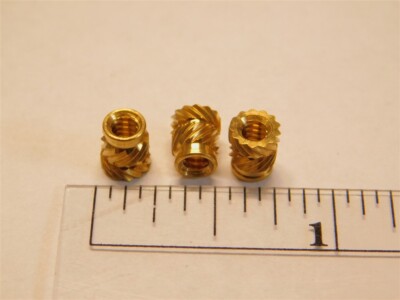 100 Tri Star / RAF Electronic Hardware 632X250C 6-32 Brass Threaded Inserts