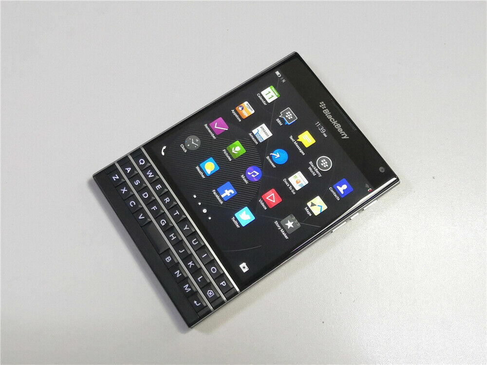 BlackBerry Passport Q30 (SQW100-1) 32GB 3GB RAM Unlocked