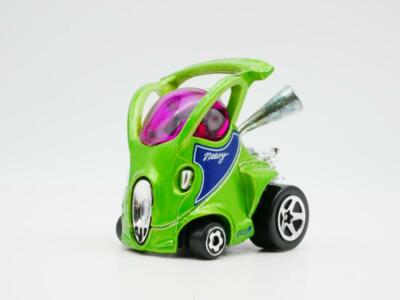 HYPER MITE GREEN BUG  1:64 SCALE  DIECAST COLLECTOR  MODEL CAR