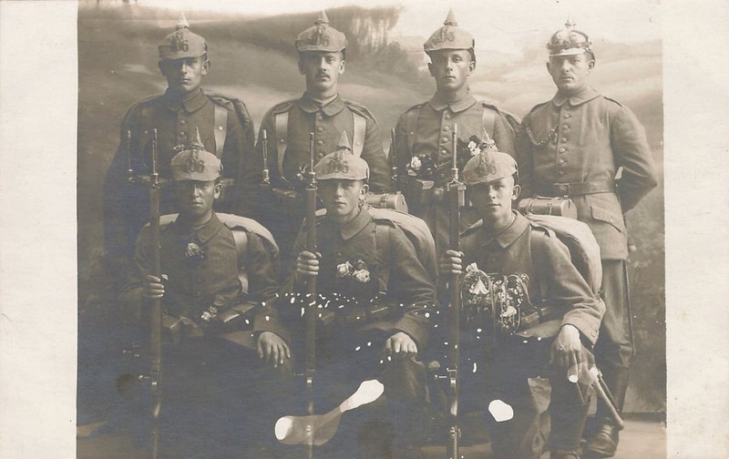 724882) Soldaten Foto Ak Mit 