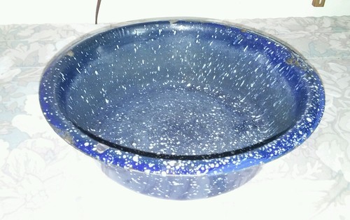 Vtg GraniteWare Wash Basin / 9 1/2