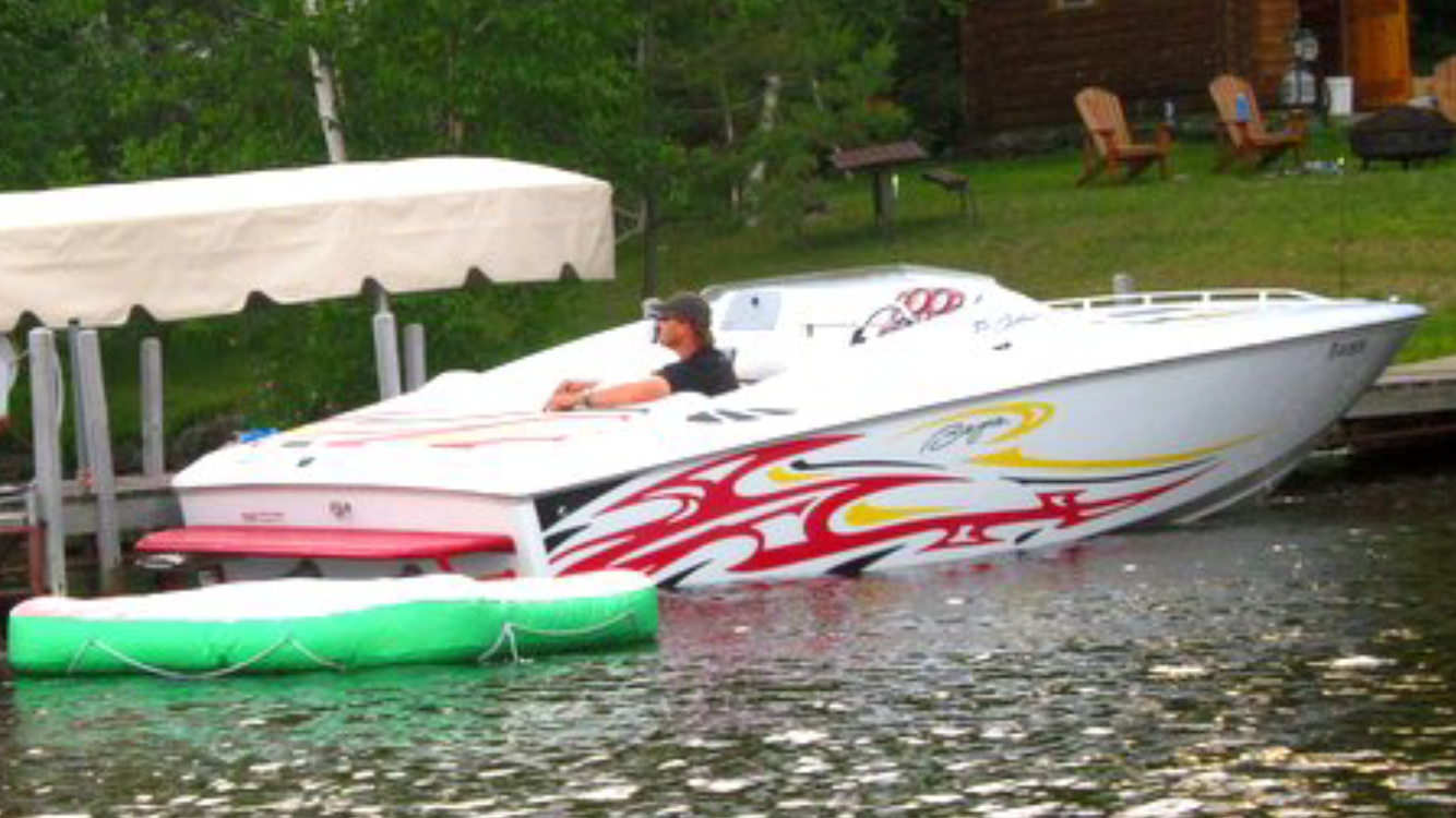 2006 Baja Outlaw boat