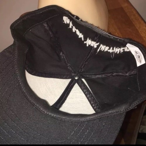 Vintage Red Wolf Follow Your Instincts Snapback Trucker Hat Cap Black Tobacco