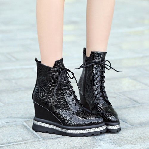 pointy platform boots