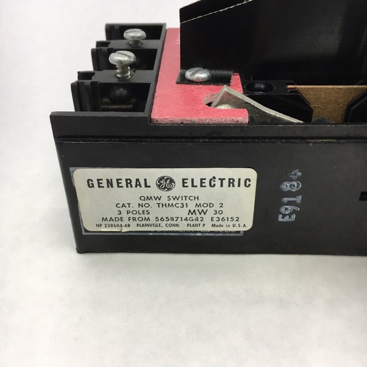 GE THMC31 Used 3P 30A QMW Switch Fused 565B714G42 B23