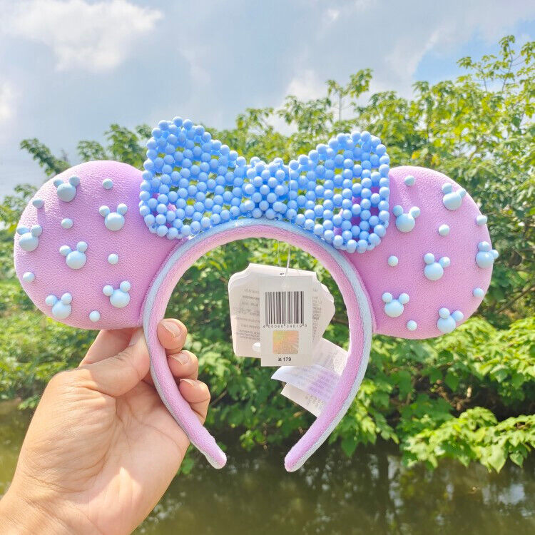 Disney Parks pink Valentines Minnie Mouse Beaded Ears Headband 2023