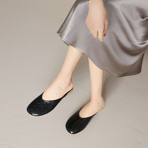 summer flat mules