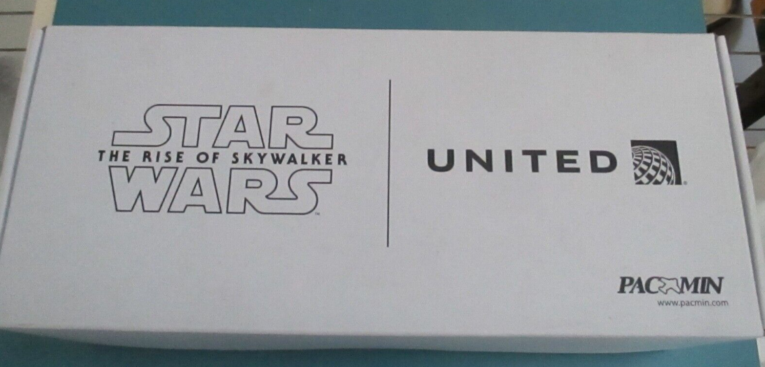 PACMIN スターウォーズ　United airline 1/144 PACMIN スターウォーズ United airline 1/144