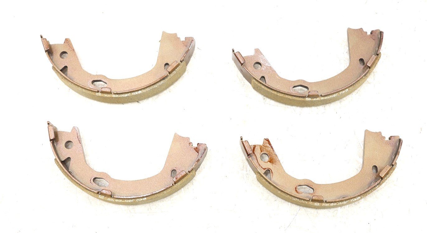 NEW OEM Parking Brake Shoe Set 583053QA00 for Azera 10-17