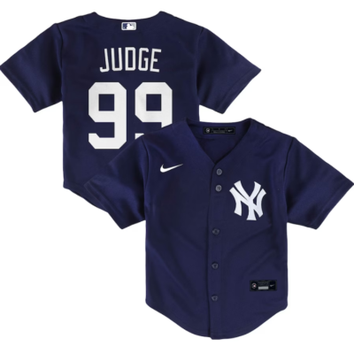 Aaron judge deals nike