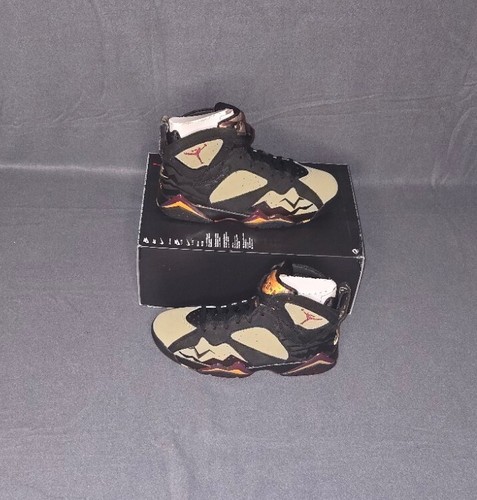 シューズ (50%off)NIKE AIRJORDAN 7 RETORO L Nike Air Jordan 7 VII Retro SE Black Olive Limited Edition
