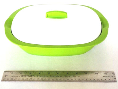 NEW TUPPERWARE LEGACY LIME GREEN OVAL ENTREE VEG CASSEROLE SERVER + LID 3183C-3 