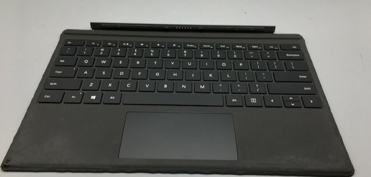 Microsoft - Surface Pro 2017 タイプカバー同梱 シルバー Amazon | マイクロソフトの Surface Pro の世代 7+ のための