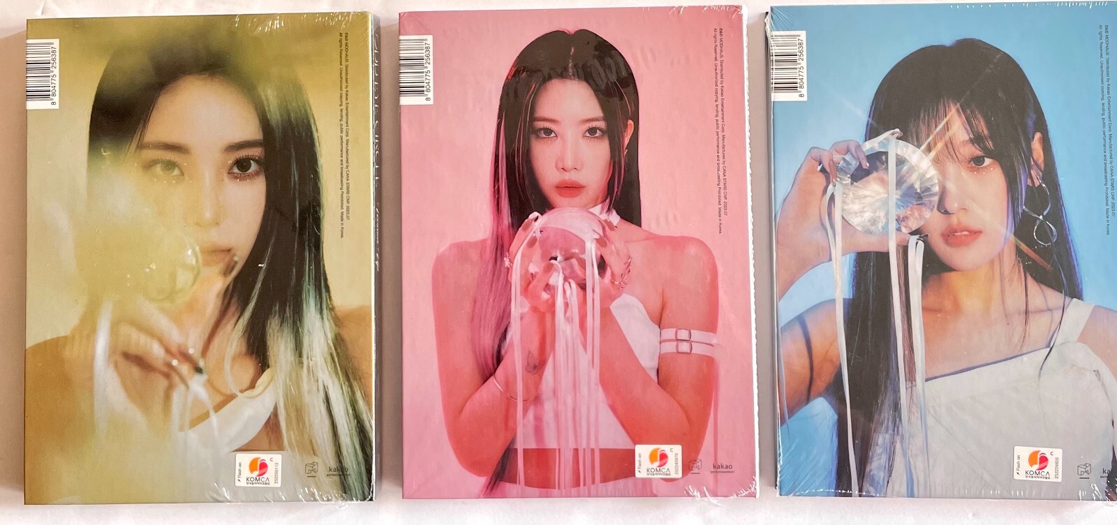Odd Eye Circle Version Up Album, Sealed