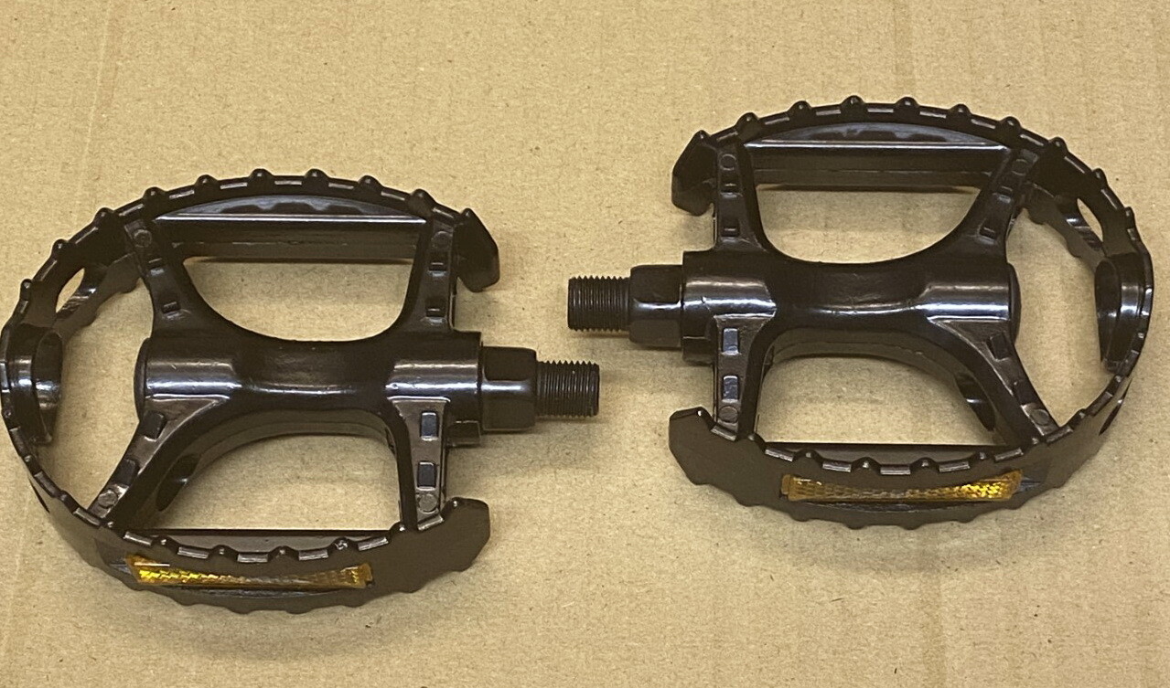 OLD SCHOOL BMX Bear Cage Trap Pedals 9/16