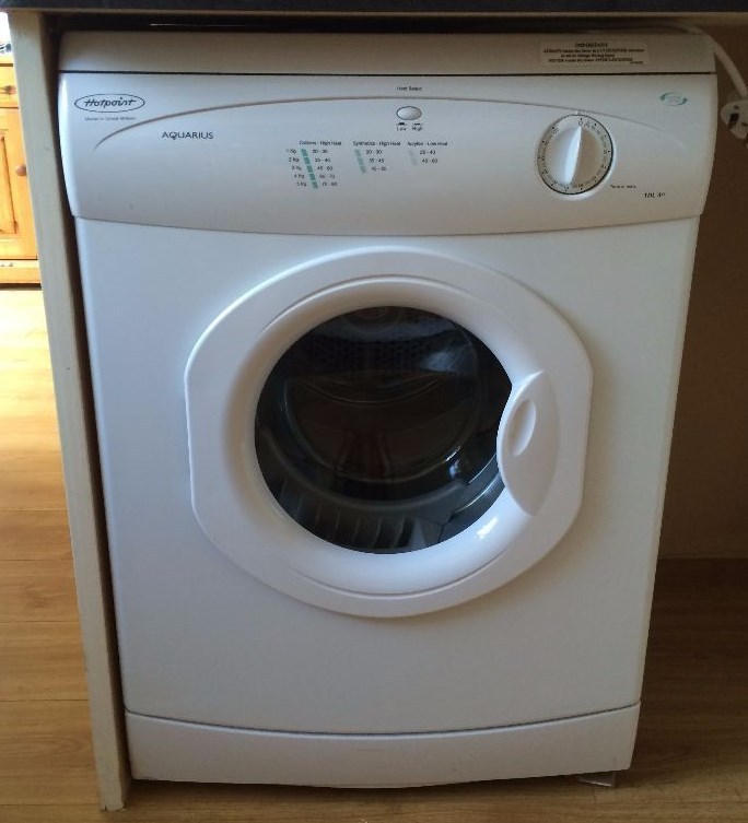 Hotpoint Aquarius Tumble Dryer TDL30 in excellent working condition