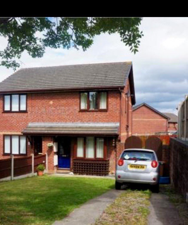 Private Rental 2 bed semi detatched house in Connah's Quay, available
