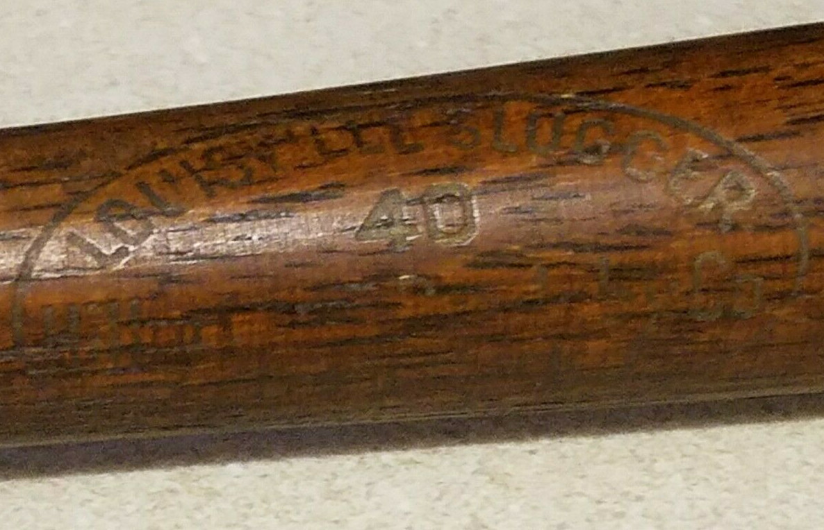 VINTGAE 1930s LOUISVILLE SLUGGER 40 HANK GREENBERG MINIATURE BASEBALL BAT L1
