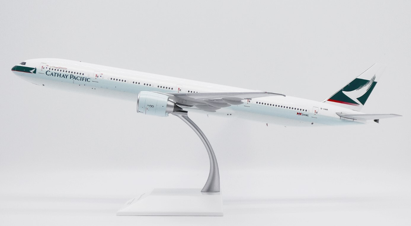 1:200 JC Wings Cathay Pacific BOEING B777-300ER Airplane