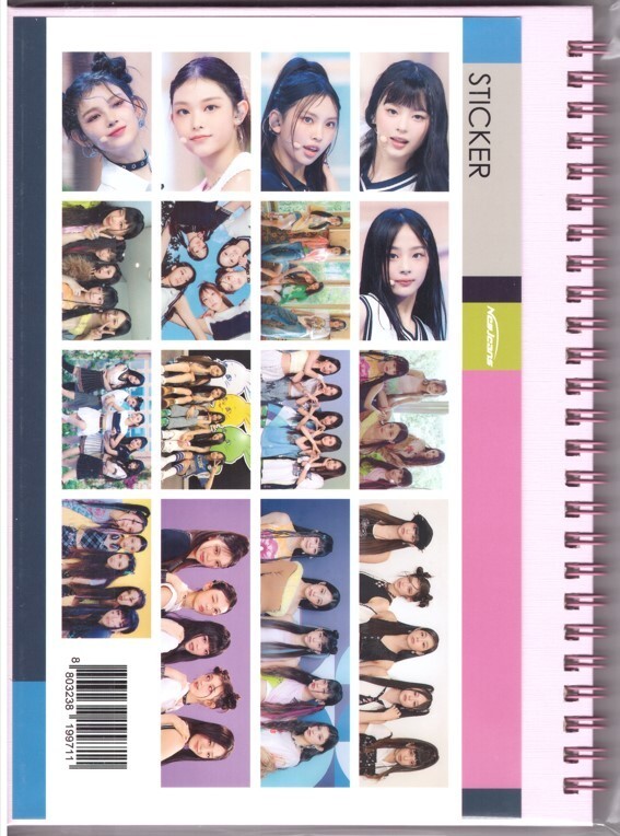 NewJeans Photo Calendar Year 2023 & 2024 K-POP 202209