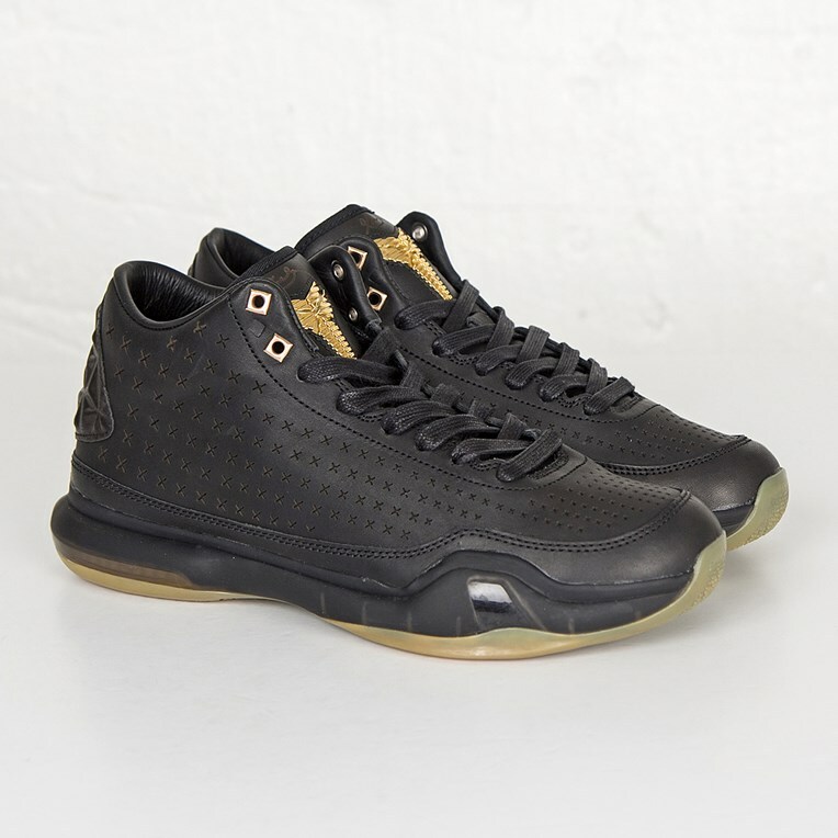 o̴̶̷̤ ̫ o̴̶̷̤ Nike Kobe 10 MID EXT Black Gum Metallic Gold Basketball