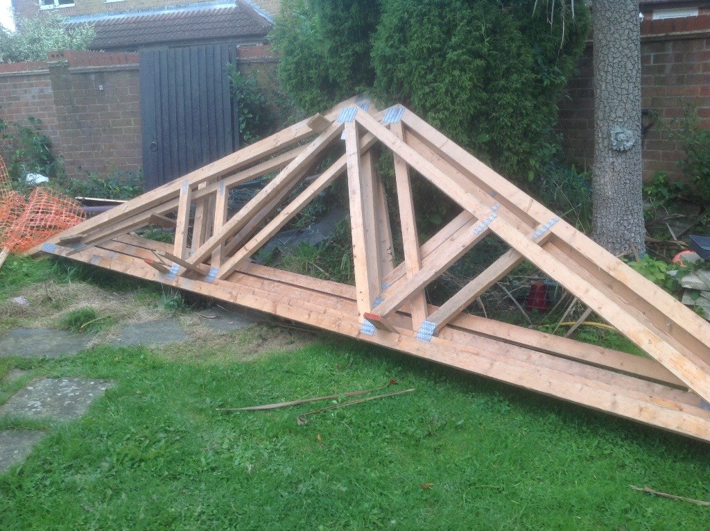 Garage roof trusses in Fareham, Hampshire Gumtree