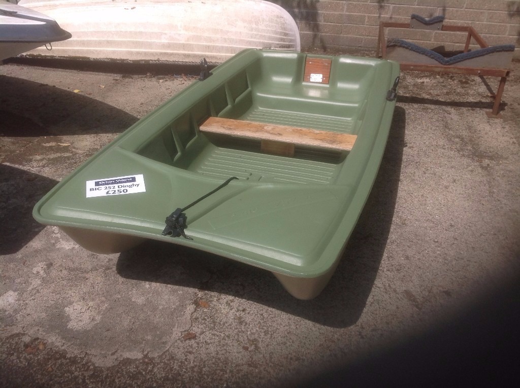 BIC 252 GREEN DINGHY | in Brundall, Norfolk | Gumtree