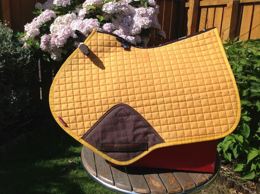 Le Mieux saddle pad / Mustard saddle pad / yellow saddle pad in