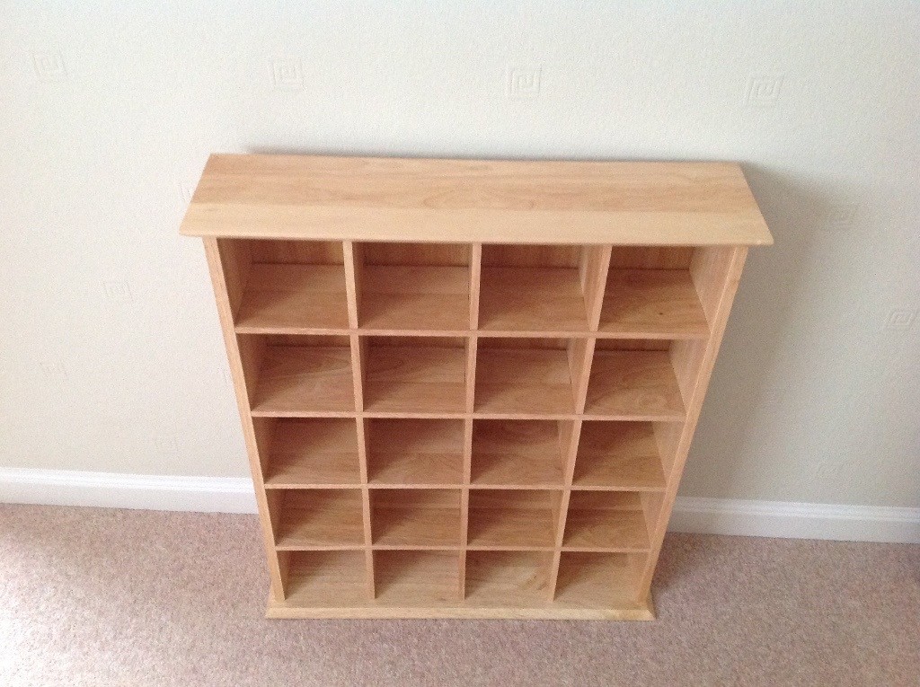 CD Unit/Storage in oak - excellent condition | in Kintore