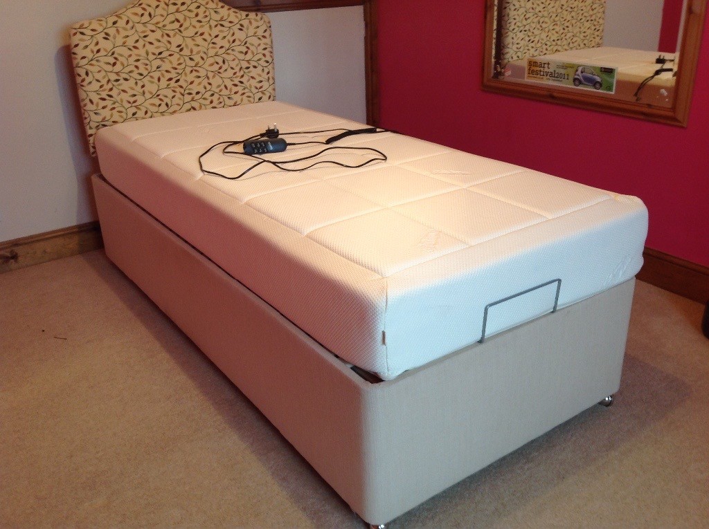 Single Tempur adjustable bed with a 22cm Tumpur mattress 3 x 6'3