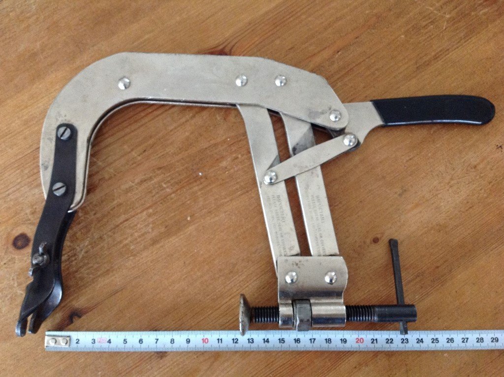 Valve spring compressor for a side valve engine | in Grappenhall ...