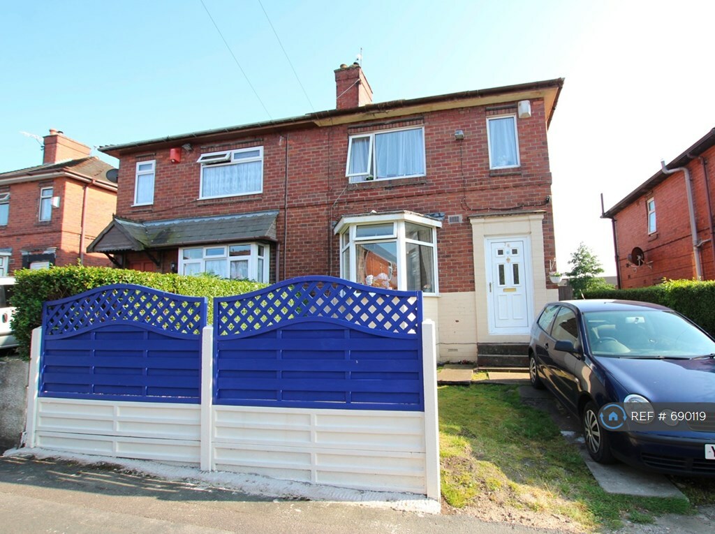2 bedroom house in Newstead Road, StokeOnTrent, ST2 (2 bed) (690119