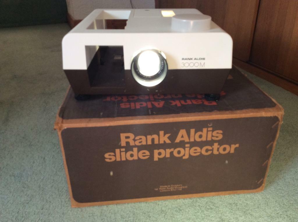 Rank Aldis Slide Projector Model 3000m in working order in Dudley