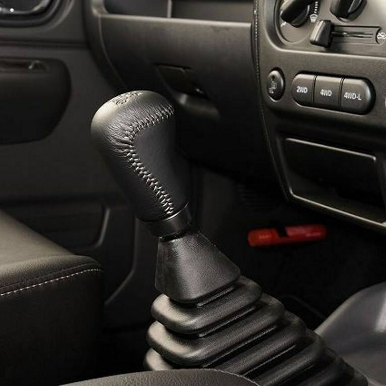Genuine Leather Shift Knob M12 x P1.25 M/T SUZUKI SAMURAI