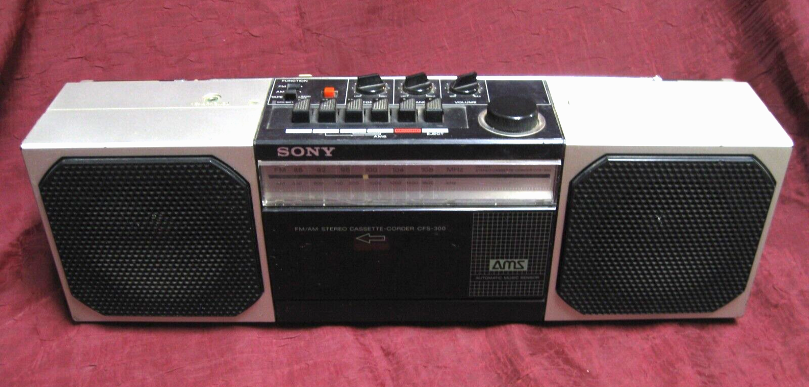 SONY CFS-300 AM/FM/短波ラジオ Vintage Sony CFS-300 Boombox AM FM Radio Cassette Player