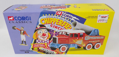 Corgi Chipperfield s Circus SCAMMELL CONSTRUCTOR HUMAN CANNON & RINGMASTER 17801