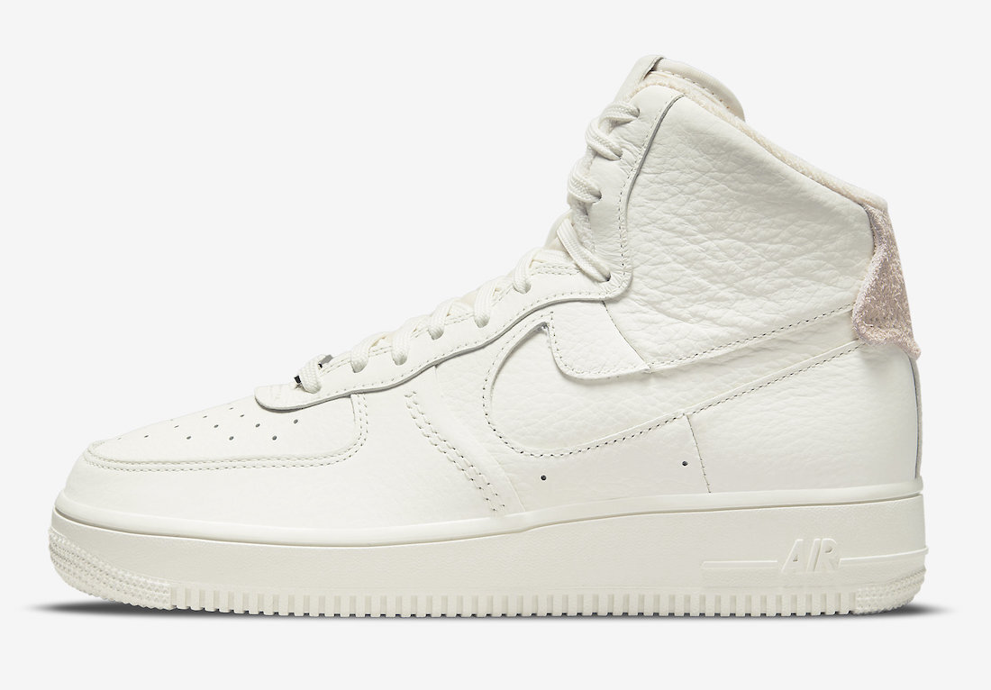

Женские кроссовки Nike Air Force 1 Sculpt Sail Off White High DC3590-102 Retro, Белый, Nike Air Force 1